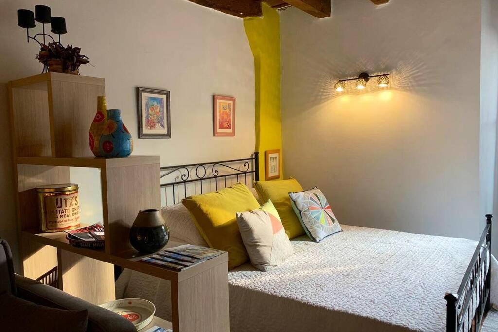 Da Mari2 - Adorable Studio - Cir 017029 Cni00115 Apartment Brescia Bagian luar foto