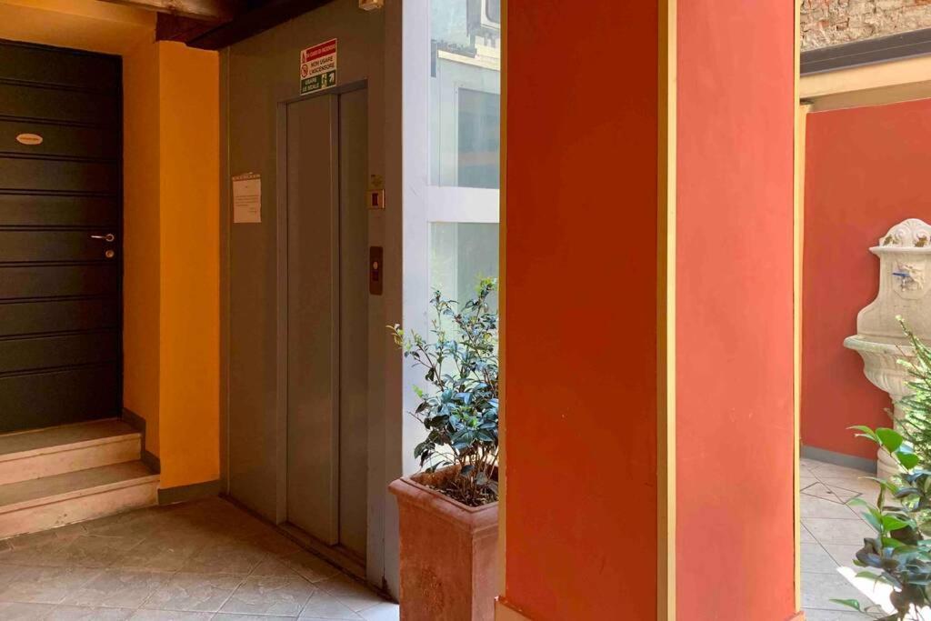 Da Mari2 - Adorable Studio - Cir 017029 Cni00115 Apartment Brescia Bagian luar foto