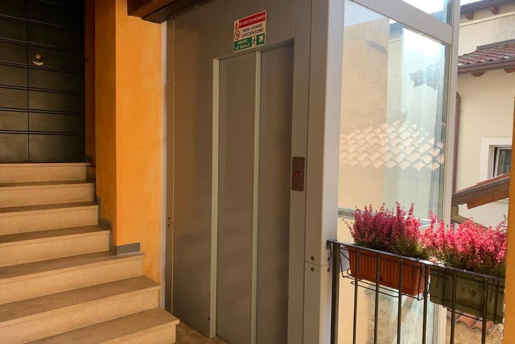 Da Mari2 - Adorable Studio - Cir 017029 Cni00115 Apartment Brescia Bagian luar foto