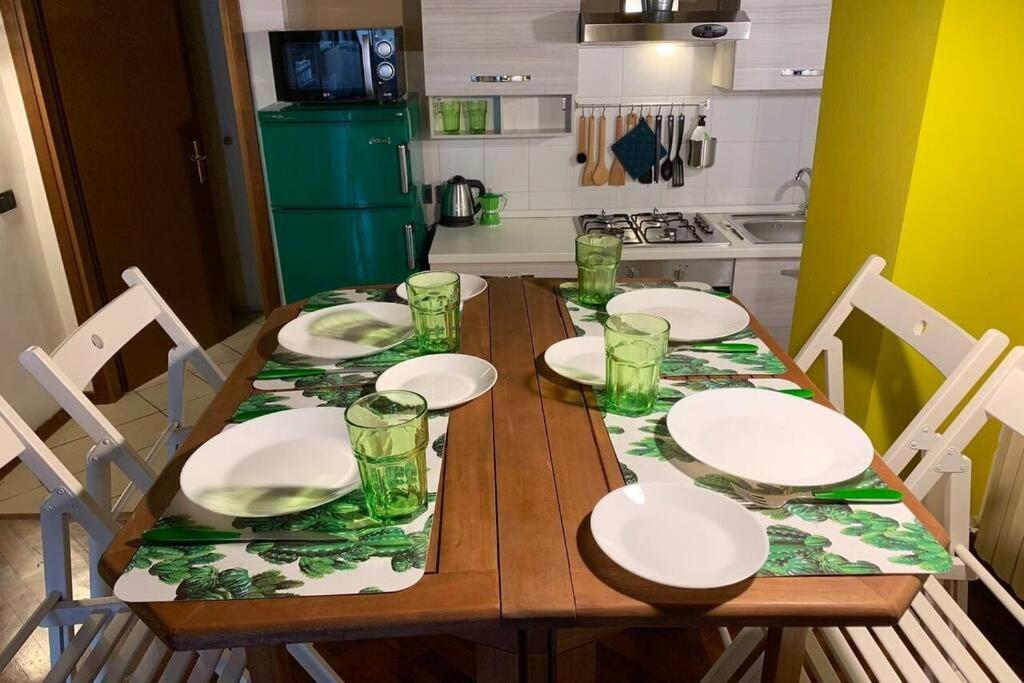 Da Mari2 - Adorable Studio - Cir 017029 Cni00115 Apartment Brescia Bagian luar foto